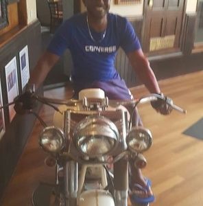 Meet your Posher, Alex